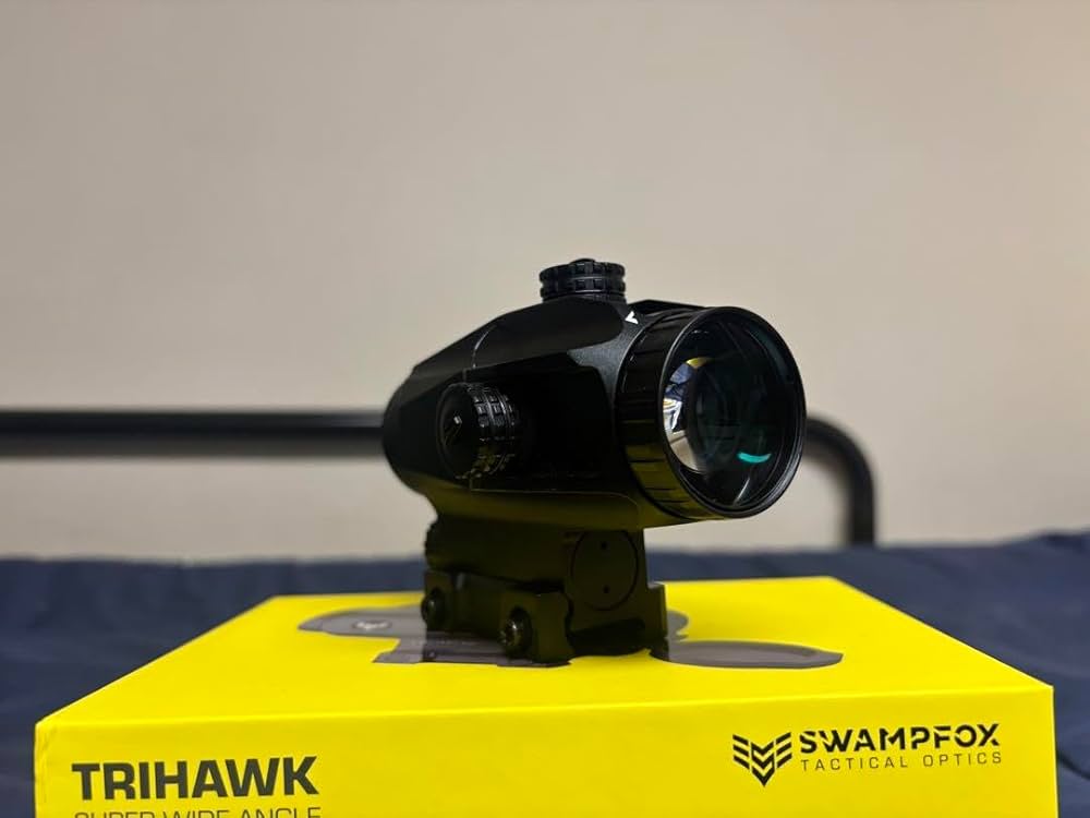 Amazon.co.jp: 実物 Swampfox TRIHAWK 3X30 プリズムスコープ